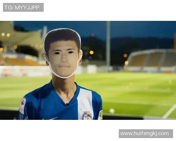 足球明星在微博上的幼稚表现引发热议粉丝们的反应和看法分析